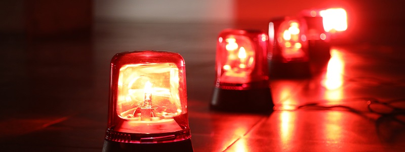 Różnice i sposób działania akustycznych i optycznych sygnalizatorów alarmowych