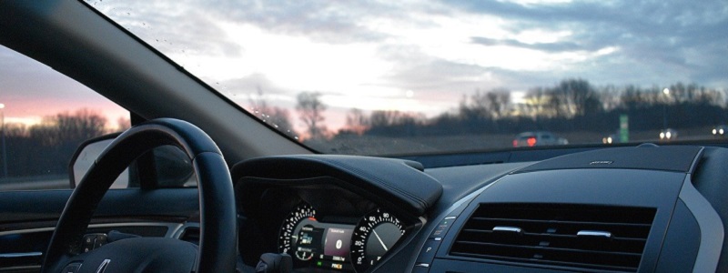 Dlaczego warto kupić lokalizator GPS do samochodu?