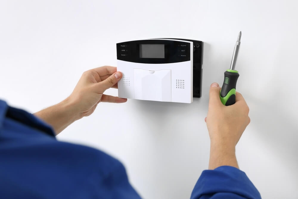 Schemat instalacji alarmowej – co powinien zawierać?